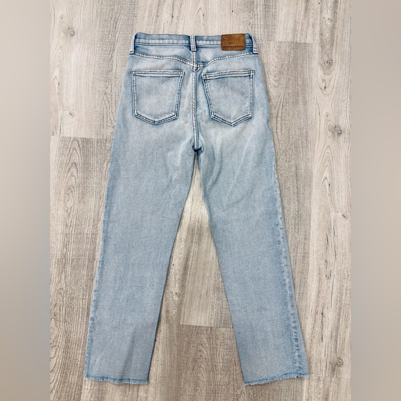 Denim Forum Aritzia Arle High Rise Straight Leg Jeans Raw Hem Size 26 - Picture 3 of 8
